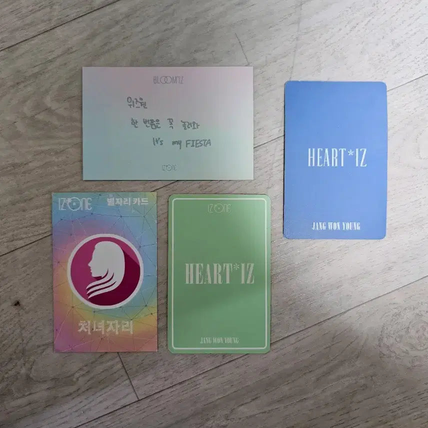 [SOLD OUT] [BUNJANG] Jang Wonyoung Photocard Bundle Set / 장원영 포토카드 4장 일괄