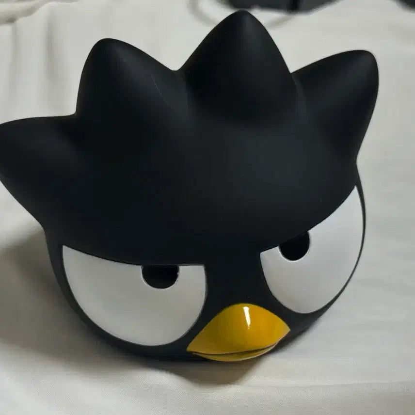 [BUNJANG] Sanrio Badtz-Maru Vintage Piggy Bank / 배드바츠마루 저금통