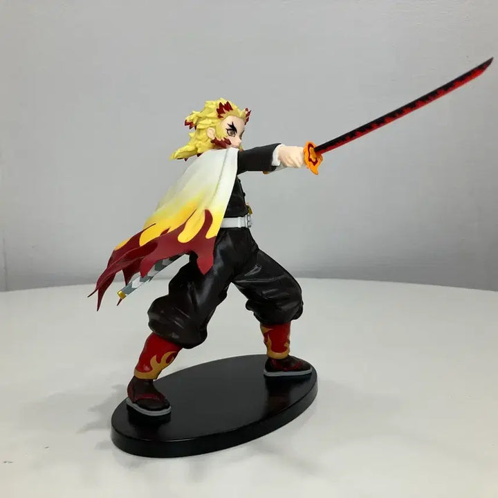 [BUNJANG] Demon Slayer Kyojuro Rengoku Unsealed Figure / [개봉] 귀멸의 칼날 렌고쿠 쿄주로 피규어