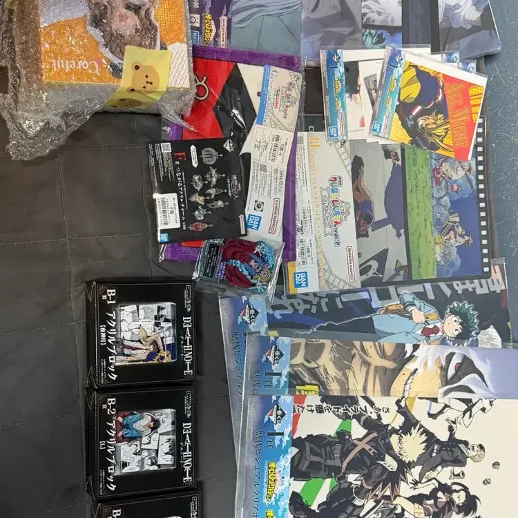 [BUNJANG] Bundle of Japanese Anime Merchandise / 일본 애니 굿즈 대량 일괄 판매