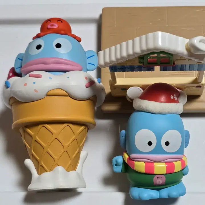 [BUNJANG] Hangyodon Christmas Figure Bundle Set / 한교동 아이스크림 한교동 크리스마스  피규어 2개 일괄