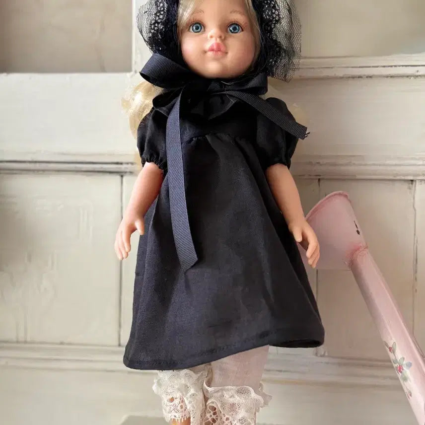 [BUNJANG] Paola Reina Doll Blonde Hair in Bonnet / 보넷쓴 파올라레이나