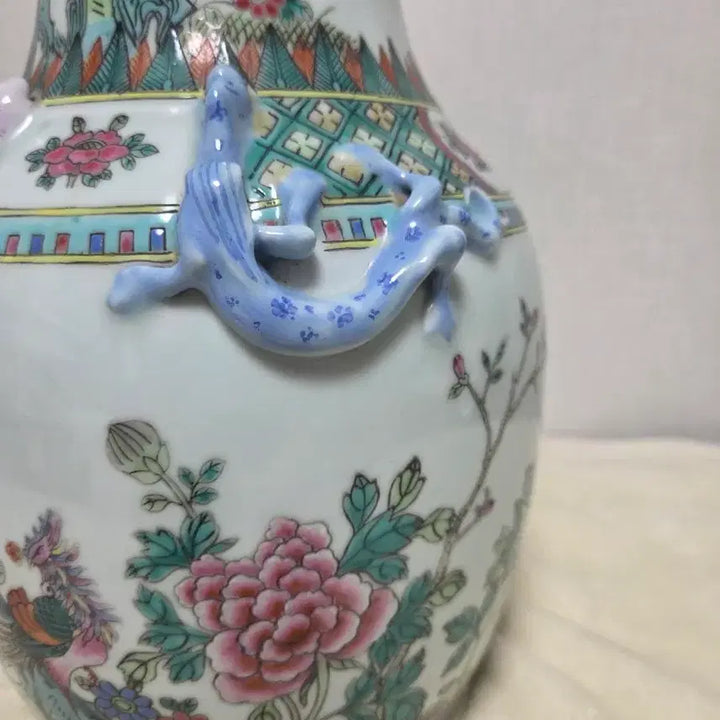 [BUNJANG] Daemyeong Nianjye "Hwajodo" Five-Color Vase / 대명 년제  화조도 오채 화병