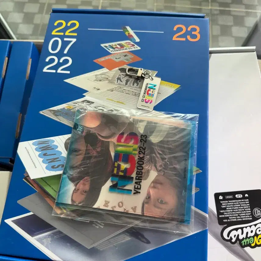 [BUNJANG] NewJeans Yearbook Code POB / 뉴진스 이어북 코드o 단순개봉 +특전