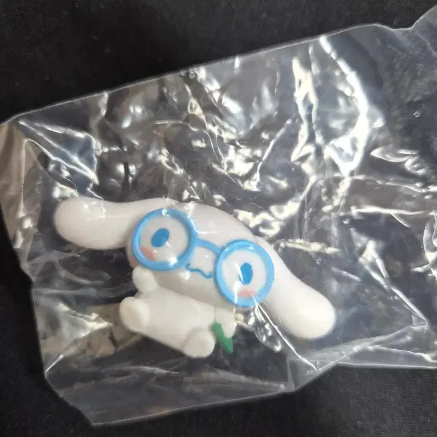 [BUNJANG] Sanrio Cinnamoroll Gacha Figure (Sealed) / 미개봉) 산리오 시나몬롤 가챠