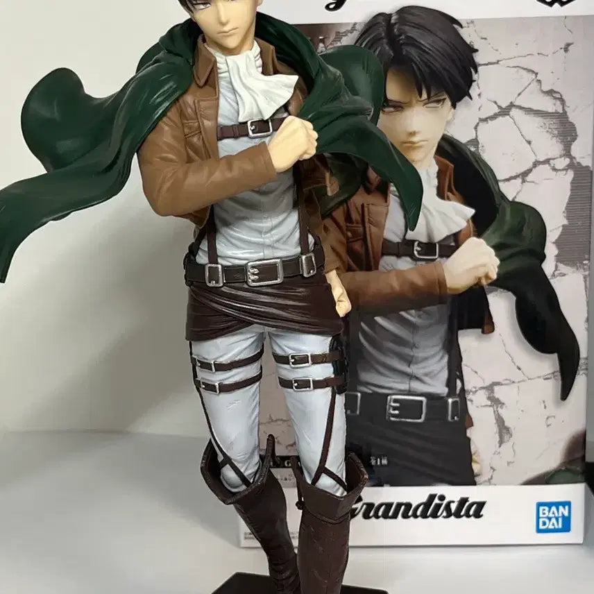 [BUNJANG] Attack on Titan Grandista Levi Ackerman Figure / 진격의거인 그란디스타 리바이 피규어