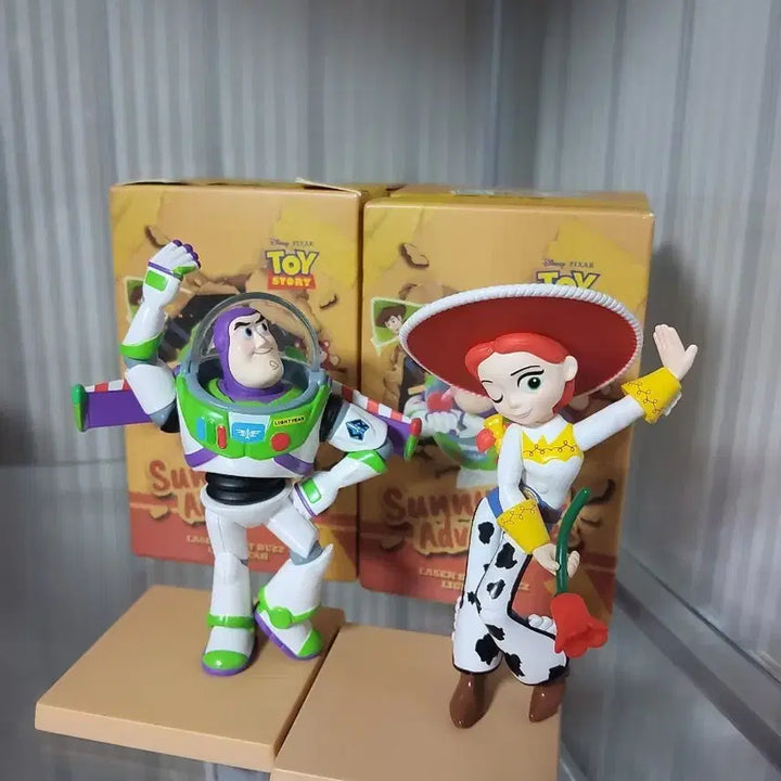 [BUNJANG] Pop Mart Toy Story Buzz Lightyear &amp; Jessie Figure Set / 팝마트 버즈 제시 토이스토리 피규어 세트