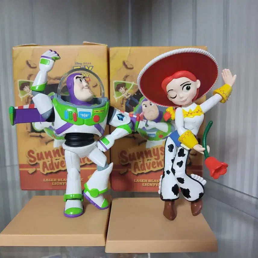 [BUNJANG] Pop Mart Toy Story Buzz Lightyear &amp; Jessie Figure Set / 팝마트 버즈 제시 토이스토리 피규어 세트
