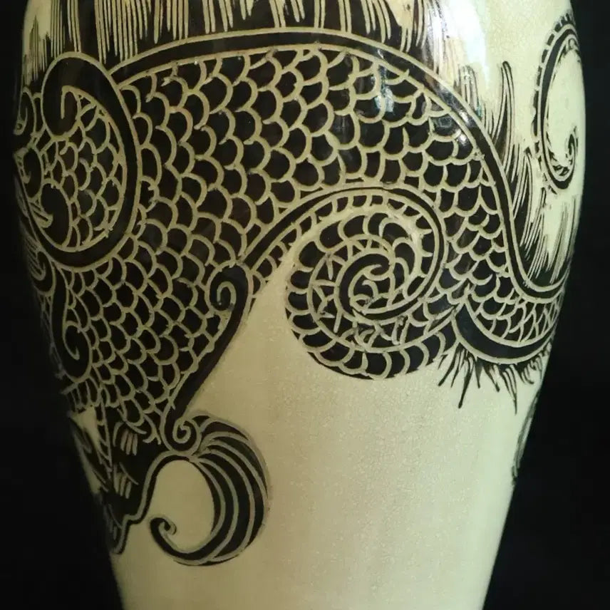 [BUNJANG] Chinese Celadon Vase with Dragon Motif / 중국 도자기 용문 매병