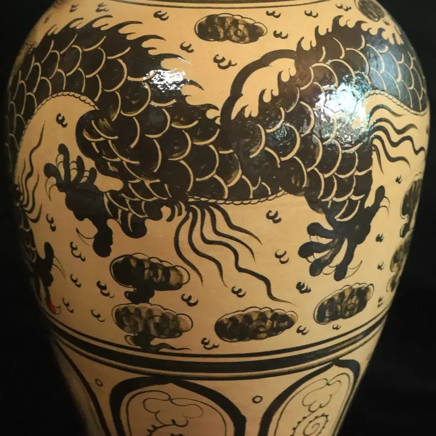 [BUNJANG] Chinese Celadon Vase with Dragon Motif / 중국 도자기 운용문 매병
