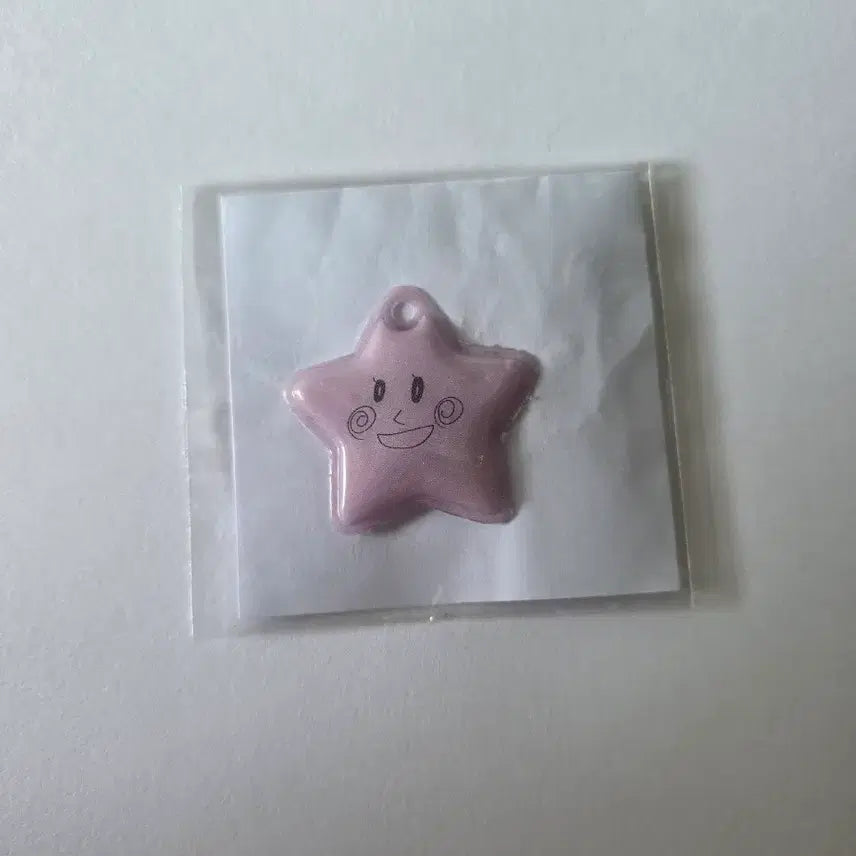 [BUNJANG] NCT WISH Sakuya Star Keychain (Random Toy) / 엔시티위시 랜덤토이 사쿠야 별키링 양도