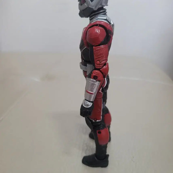 [BUNJANG] Hasbro Ant-Man Action Figure / 앤트맨 액션 피규어.