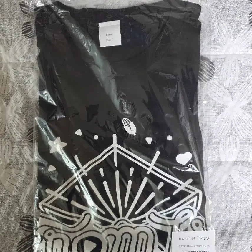 [BUNJANG] Hololive 1st Gen 3rd Anniversary Live from 1st T-Shirt / 홀로라이브 1기생 3주년 라이브 from 1st 티셔츠 판매합니다