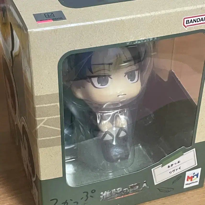 [BUNJANG] Attack on Titan Levi Look Up Figure / 진격의 거인 리바이 룩업