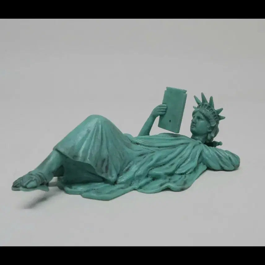 [BUNJANG] Statue of Liberty Figurine Set - 6 Types / [새제품]너무나 자유로운 여신상 피규어 6종 세트