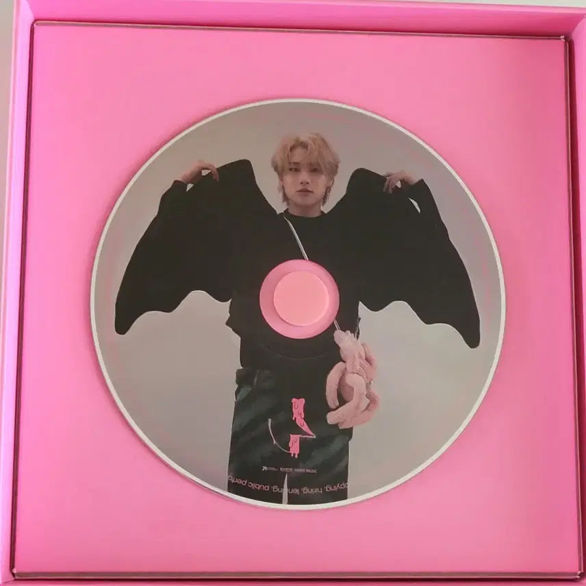 [BUNJANG] WOODZ OOPS! Limited Edition First Press Album (Opened) / 우즈 웁스 예약구매 초판한정 풀구성 개봉 앨범