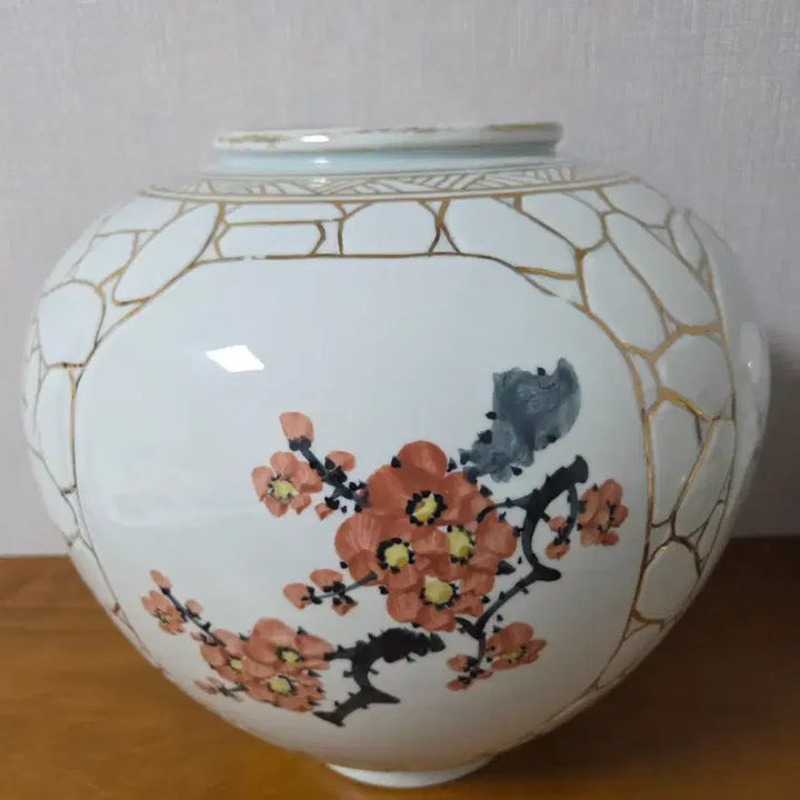 [BUNJANG] Gilded White Porcelain with Four Gentlemen Motif / 사군자 문양  백자