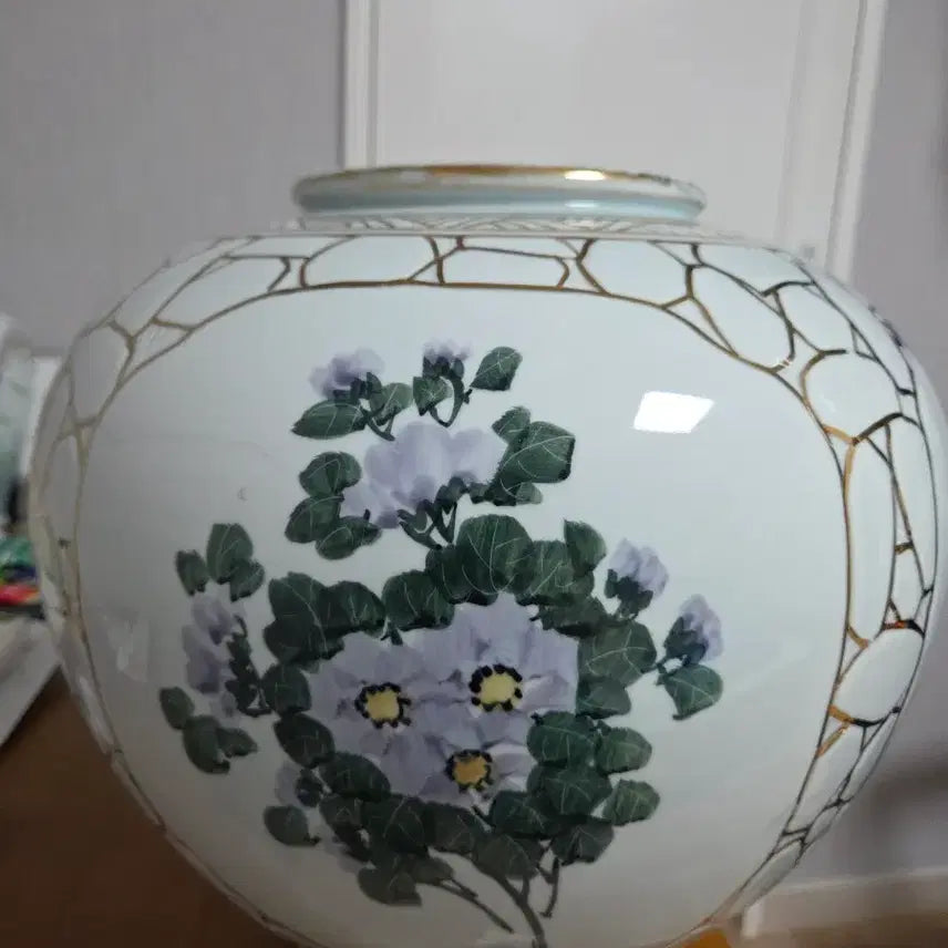 [BUNJANG] Gilded White Porcelain with Four Gentlemen Motif / 사군자 문양  백자