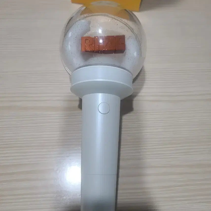 [BUNJANG] RIIZE Official Lightstick (LAVELONG) / 라이즈  응원봉 라브봉 판매