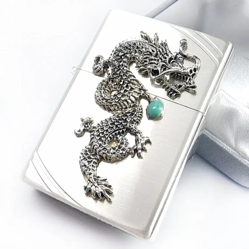 [BUNJANG] Domestic Regular Size Oil Lighter with Dragon Emblem / 국산 오일 라이터 레귤러 사이즈 드레곤 엠블럼 미사용 새제품
