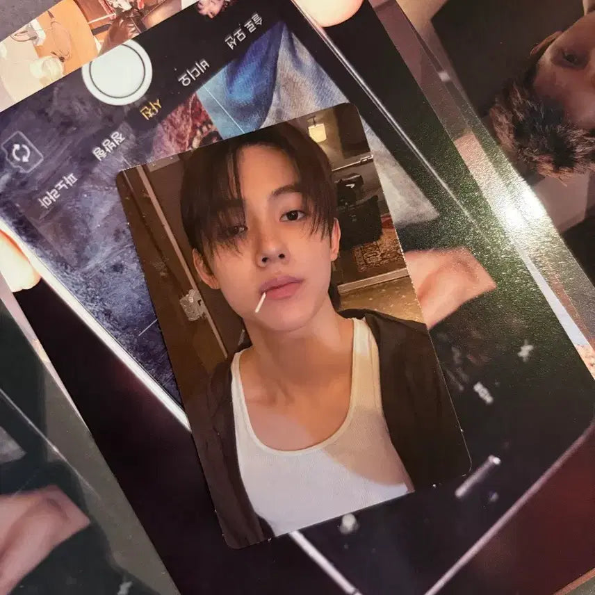 [BUNJANG] Eom Seong Hyeon Weverse Photocard / 엄성현 위버스 포카