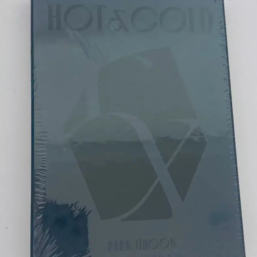 [BUNJANG] Park Ji Hoon HOT&amp;COLD Darkness Ver. Photocard / 박지훈 HOT&amp;COLD Darkness Ver. (미개봉)
