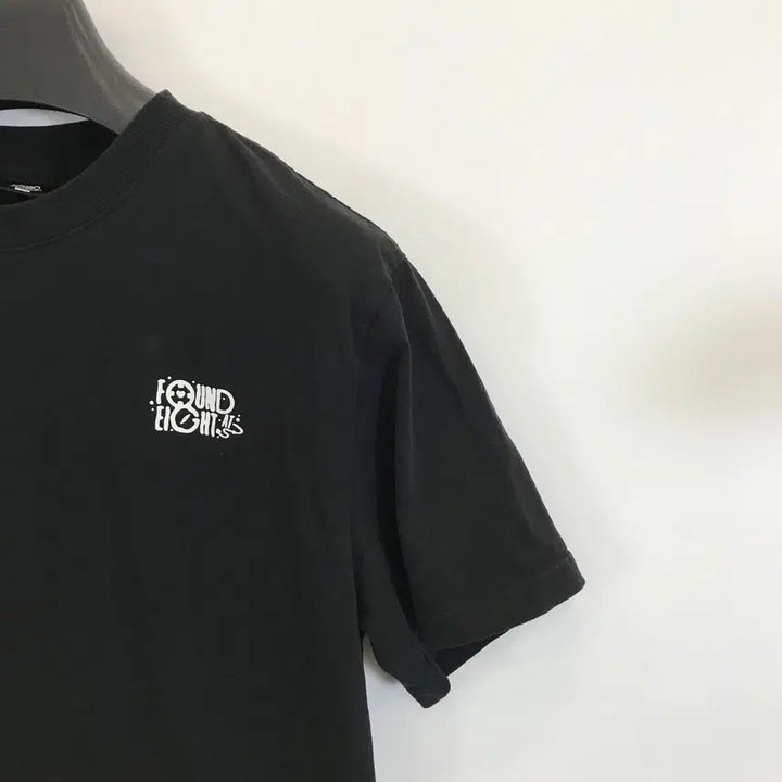 [BUNJANG] IU Limited Edition Eight T-Shirt [L] / 아이유 FOUND at EIGHT 한정판 티셔츠 [L]
