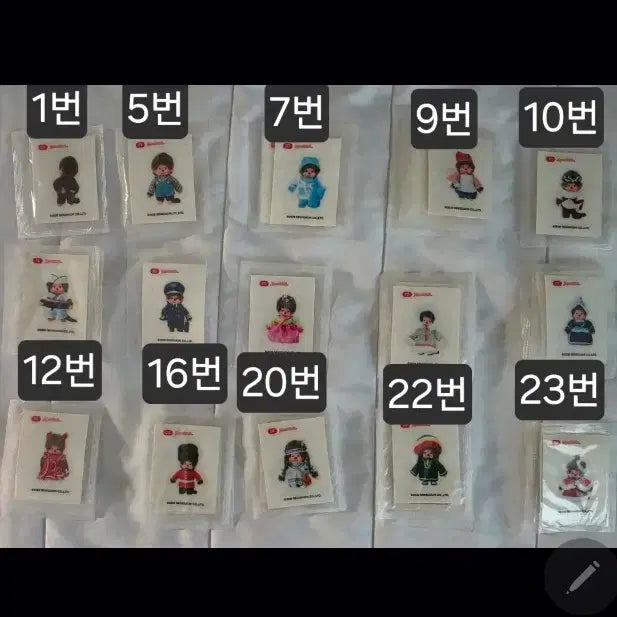[BUNJANG] Monchhichi Bread Seal Collection / YUNablo님 띠부씰 거래