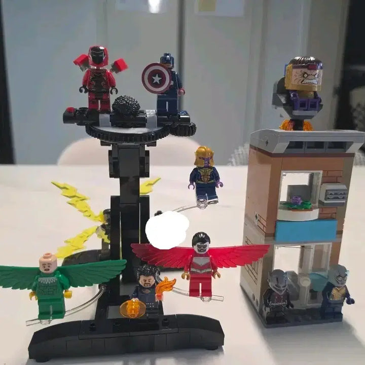 [BUNJANG] Marvel Avengers Mini Figure Set with Accessories / 레고 마블 어벤져스 미니피규어 세트