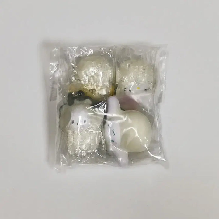 [BUNJANG] Sanrio Narikiri HinyuHinyu Oyster Gacha Full Set (4 Types) / [가챠풀셋] 산리오 나리키리 후뉴후뉴 오이스터 굴 가챠 전4종