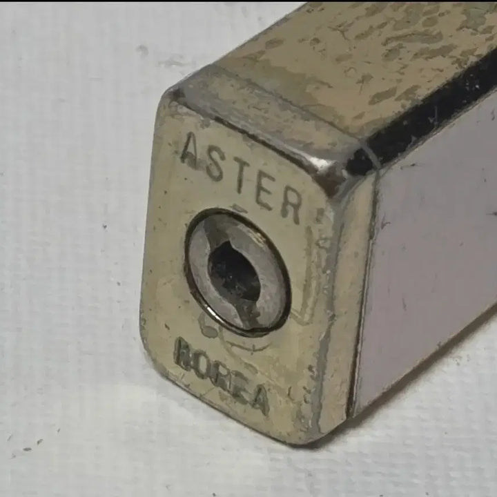 [BUNJANG] 1984 Korean Catholic 200th Anniversary Commemorative Lighter / 1984년 한국천주교 200주년 기념 라이터 딱 한개 금속