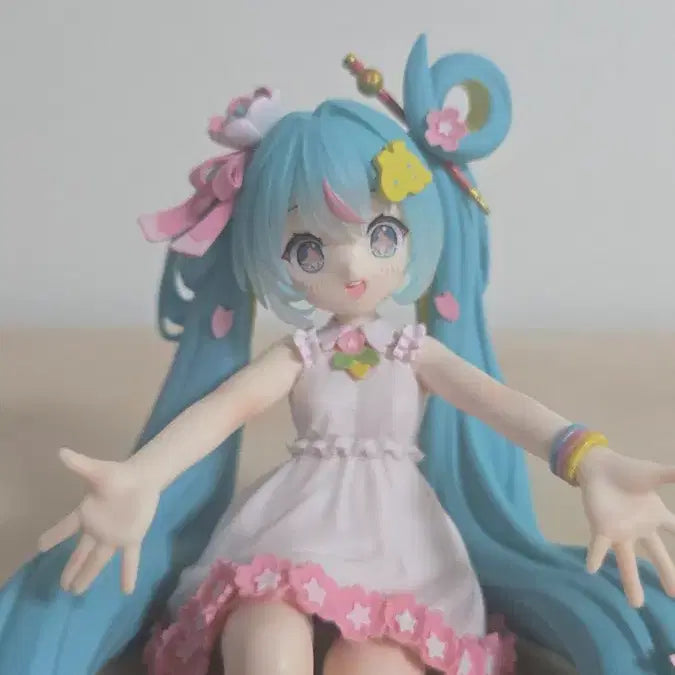 [BUNJANG] 10th Anniversary Miku Figure / 10주년 미쿠 피규어