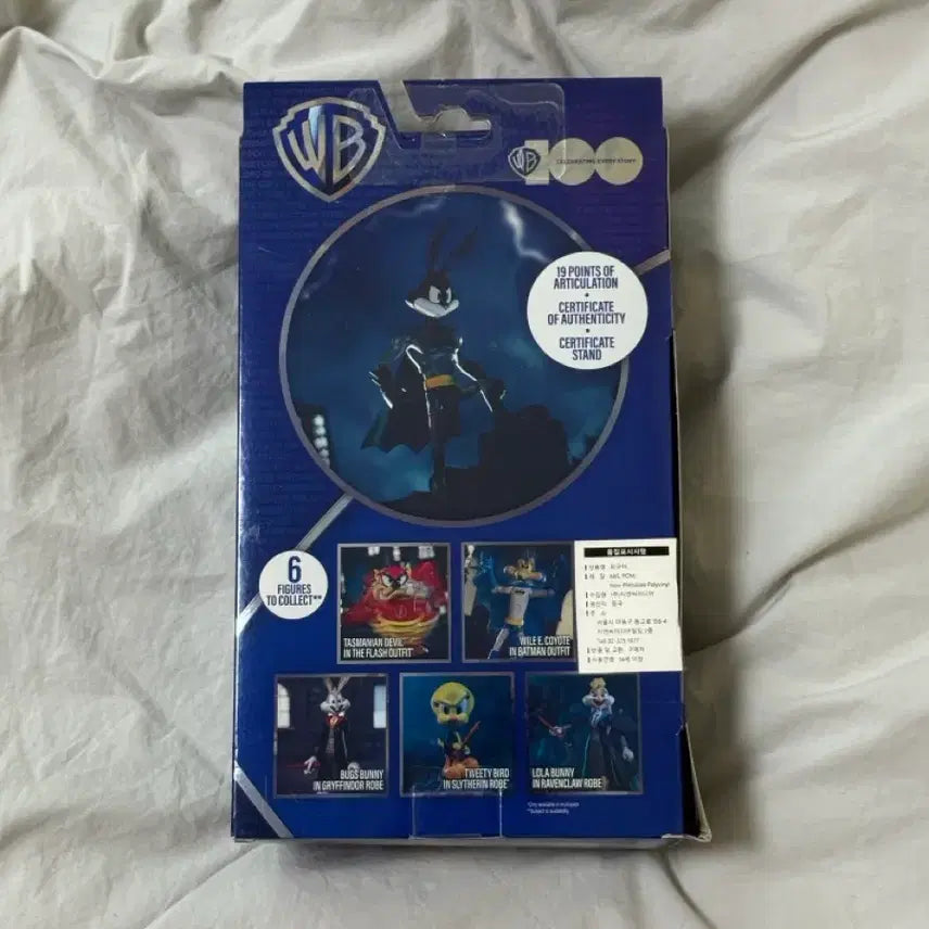 [BUNJANG] Warner Bros. 100th Anniversary Bugs Bunny Batman Costume Action Figure (Sealed) / [미개봉] 벅스 버니 배트맨 코스튬 액션 피규어
