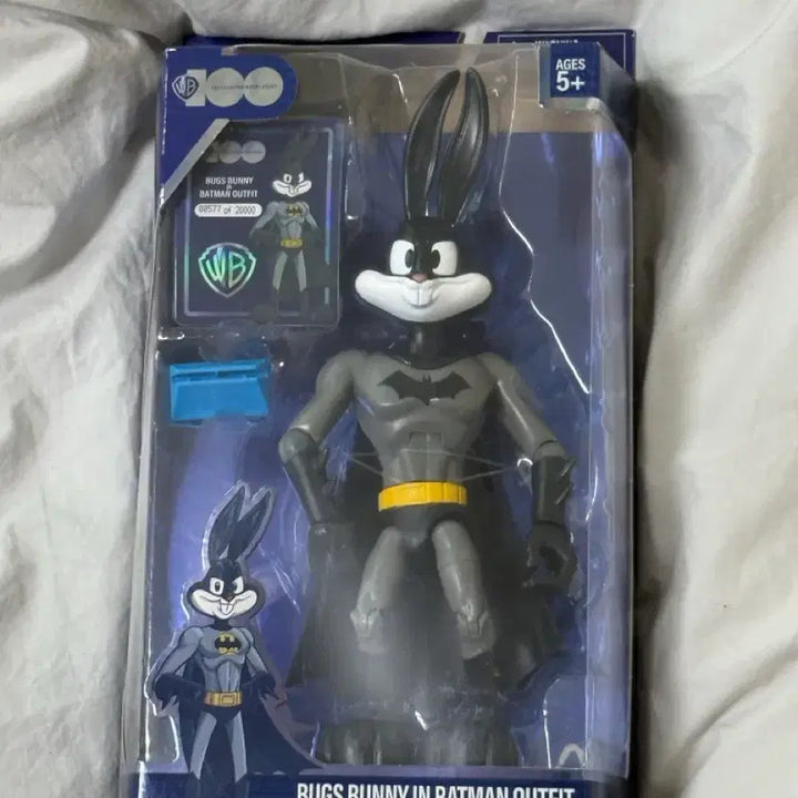 [BUNJANG] Warner Bros. 100th Anniversary Bugs Bunny Batman Costume Action Figure (Sealed) / [미개봉] 벅스 버니 배트맨 코스튬 액션 피규어