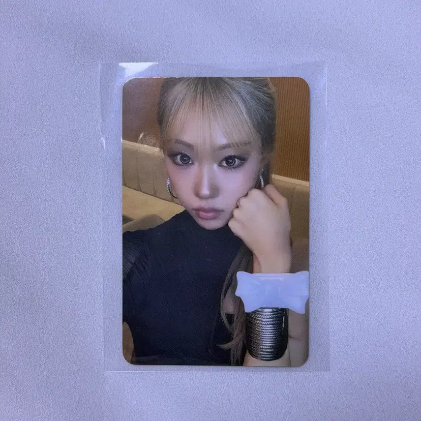 [BUNJANG] Lee Na Jung Eun Metronome 4th Week Studio Photocard / 이즈나 최정은 메트로놈 4주차 공방 포카 양도