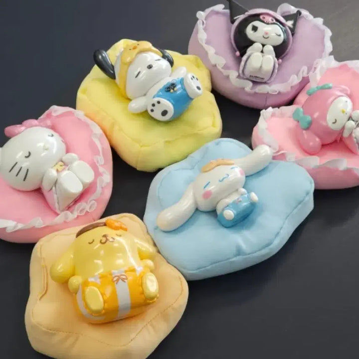 [BUNJANG] Sanrio House Mallang Sofa Gacha Kuromi / 정품 산리오 하우스 말랑쇼파 가챠 쿠로미