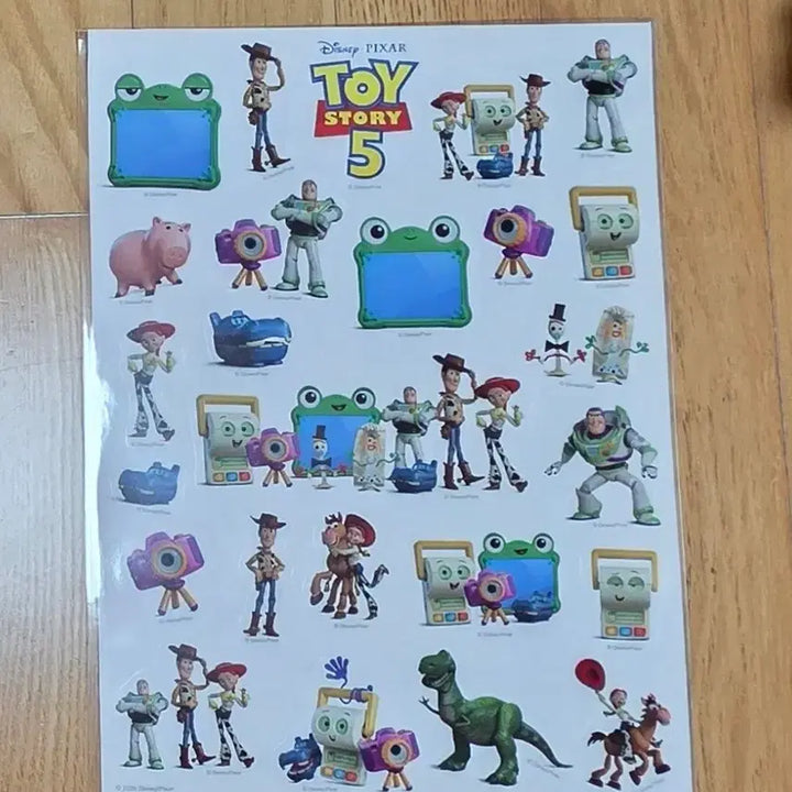 [BUNJANG] Toy Story 5 Original 5-Piece A3 Poster and Sticker Set / 토이스토리5 오리지널 5종 SET A3 포스터+스티커