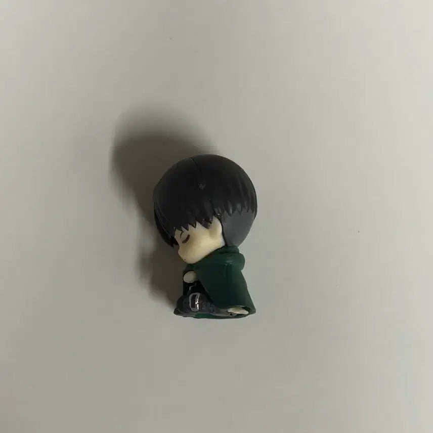 [BUNJANG] Attack on Titan Levi Nemurasetai Figure / 진격의거인 리바이 네무라세타이