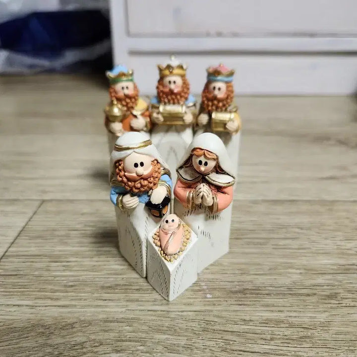 [BUNJANG] Paben Christmas Nativity Scene Figurine Set (6 Figures + Box) / 파벤(Paben) 크리스마스 구유 피규어 6종 세트 (박스 포함)