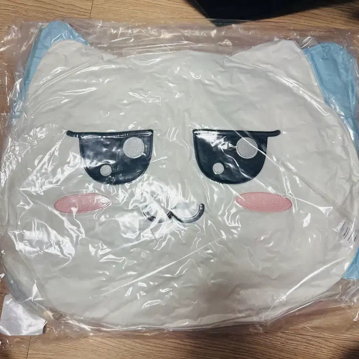[BUNJANG] BabyMonster Ahyeon Character Cushion MD (Sealed) / 베이비몬스터 아현 캐릭터 쿠션 엠디 미개봉