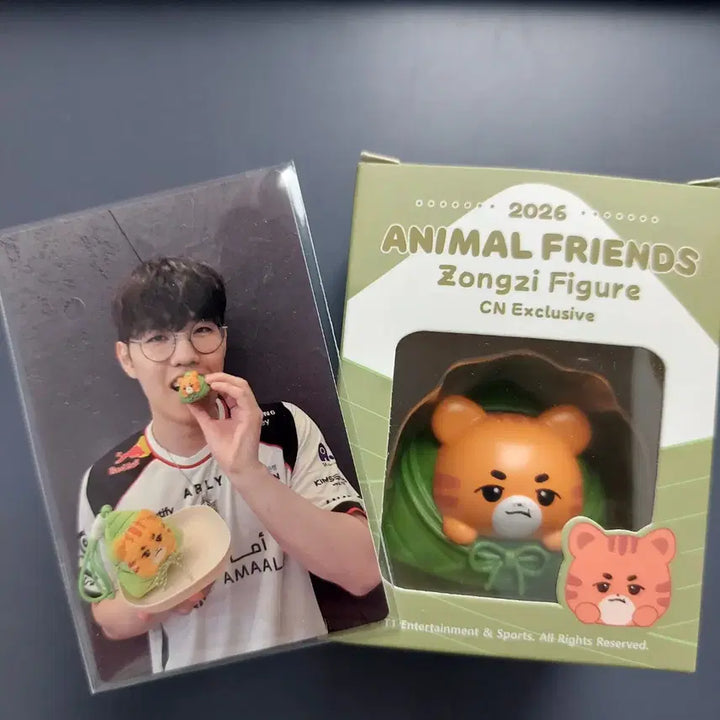 [BUNJANG] T1 Oner Figure + Photocard / 티원 T1 오너 피규어+포카