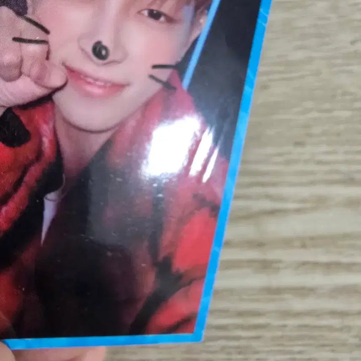 [BUNJANG] ATEEZ Hongjoong Official Photocard (Wave Lucky Draw) / 에이티즈 홍중 공방포카 (하자 사진있음
