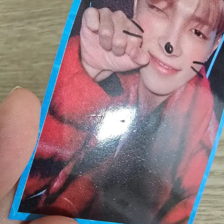 [BUNJANG] ATEEZ Hongjoong Official Photocard (Wave Lucky Draw) / 에이티즈 홍중 공방포카 (하자 사진있음