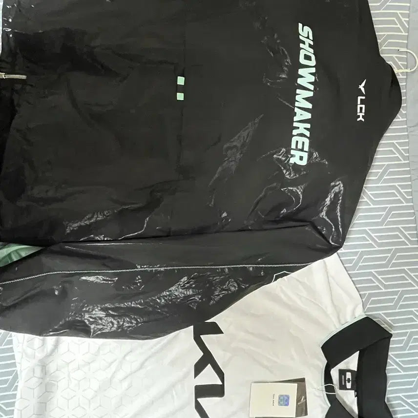 [BUNJANG] Showmaker 2026 Uniform and Jacket / 2026 쇼메이커 유니폼 및 자켓