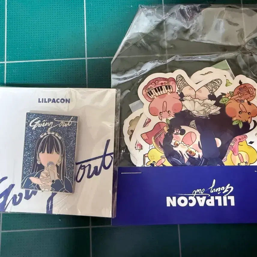 [BUNJANG] Lilpa K-Pop Convention Badge &amp; Sticker Bundle Set (Sealed) / 릴파콘 뱃지, 스티커 일괄