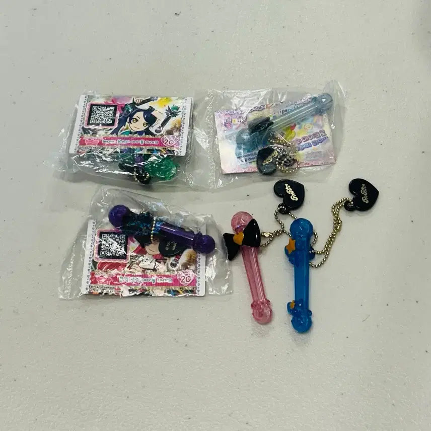 [BUNJANG] Pripara Idol Mic Keychain Friendship Ticket Set / 마지막가격!) 프리파라 아이돌 마이크 키링 우정티켓