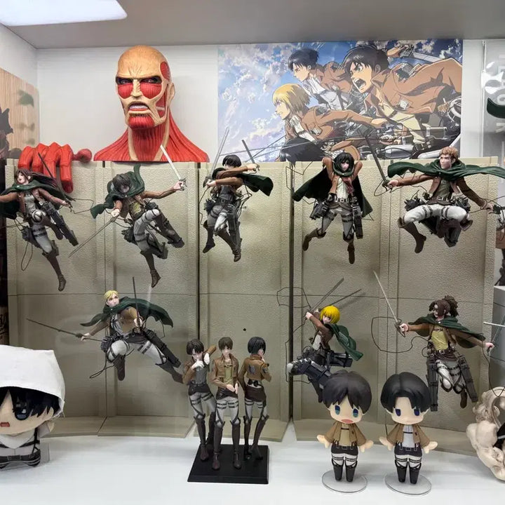 [BUNJANG] Attack on Titan Magazine 13-Piece Full Set / 진격의거인 월간잡지 13종 풀세트