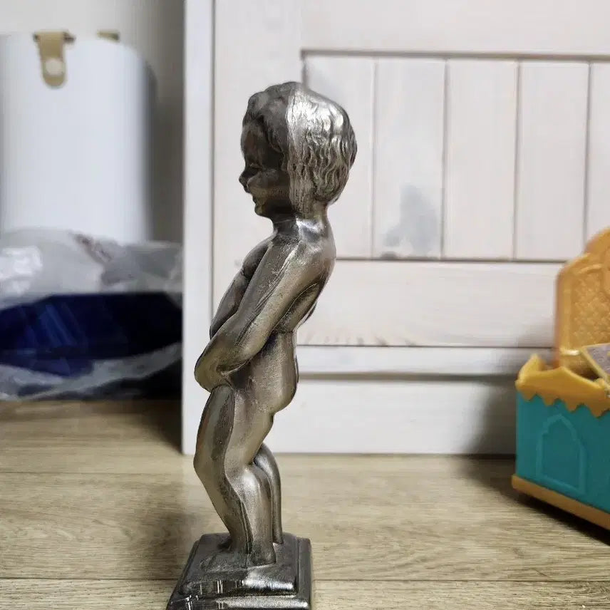 [BUNJANG] Antique Metal Manneken Pis Statue Miniature Decoration / 벨기에 브뤼셀 오줌싸개 동상(Manneken Pis) 엔틱 금속 미니어