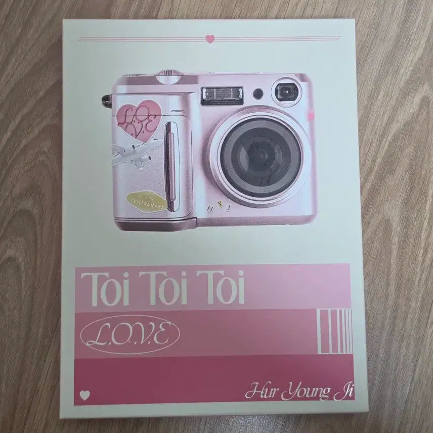 [BUNJANG] Heo Young Ji toi toi toi Signed Album / 허영지 toi toi toi 친필 싸인 앨범