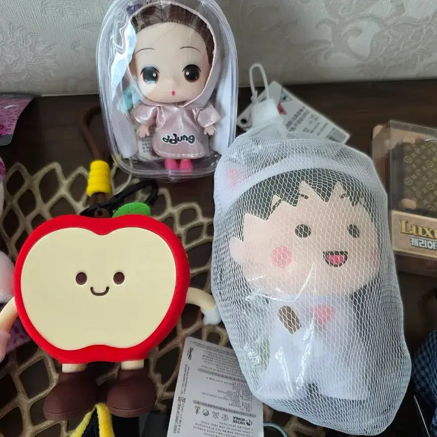 [BUNJANG] Character Plushies, Figure, Pouch, and Keychain Bundle / 인형/피규어/파우치/키링 일괄
